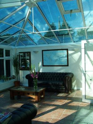 Gatwick House Hotel Horley Ngoại thất bức ảnh
