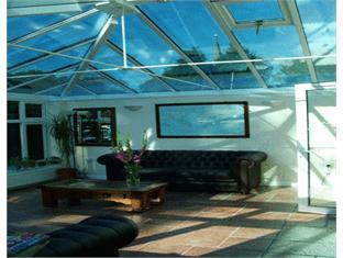 Gatwick House Hotel Horley Ngoại thất bức ảnh